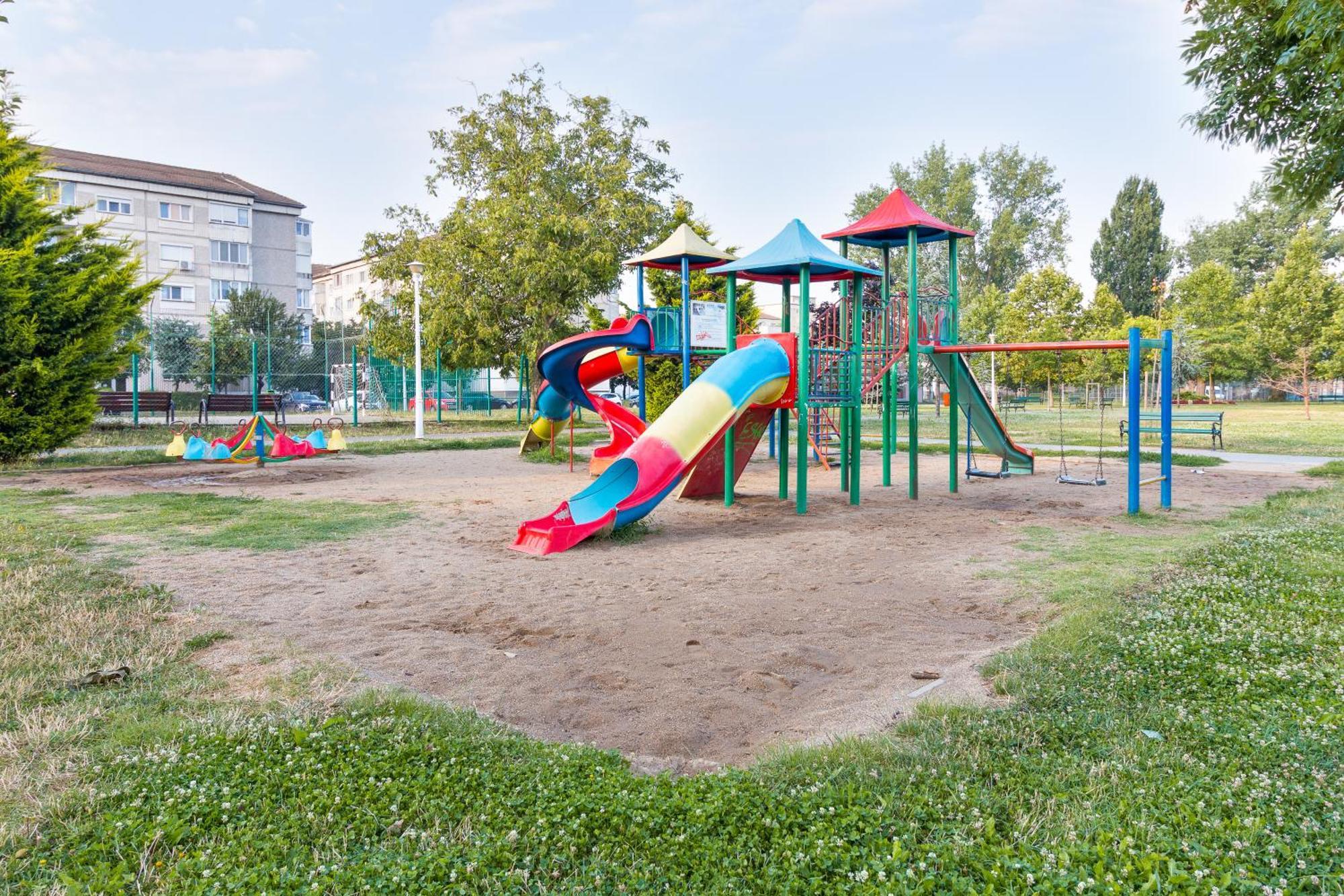 Andreea Studio Oradea Ngoại thất bức ảnh